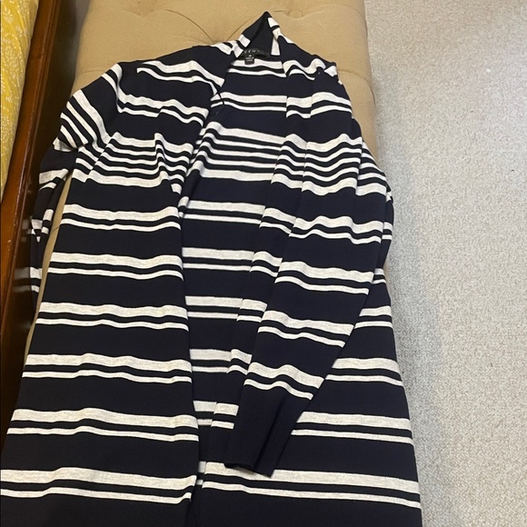 Cyrus Men's Striped Zip-Up Sweater in Navy and White - Picture 2 of 5